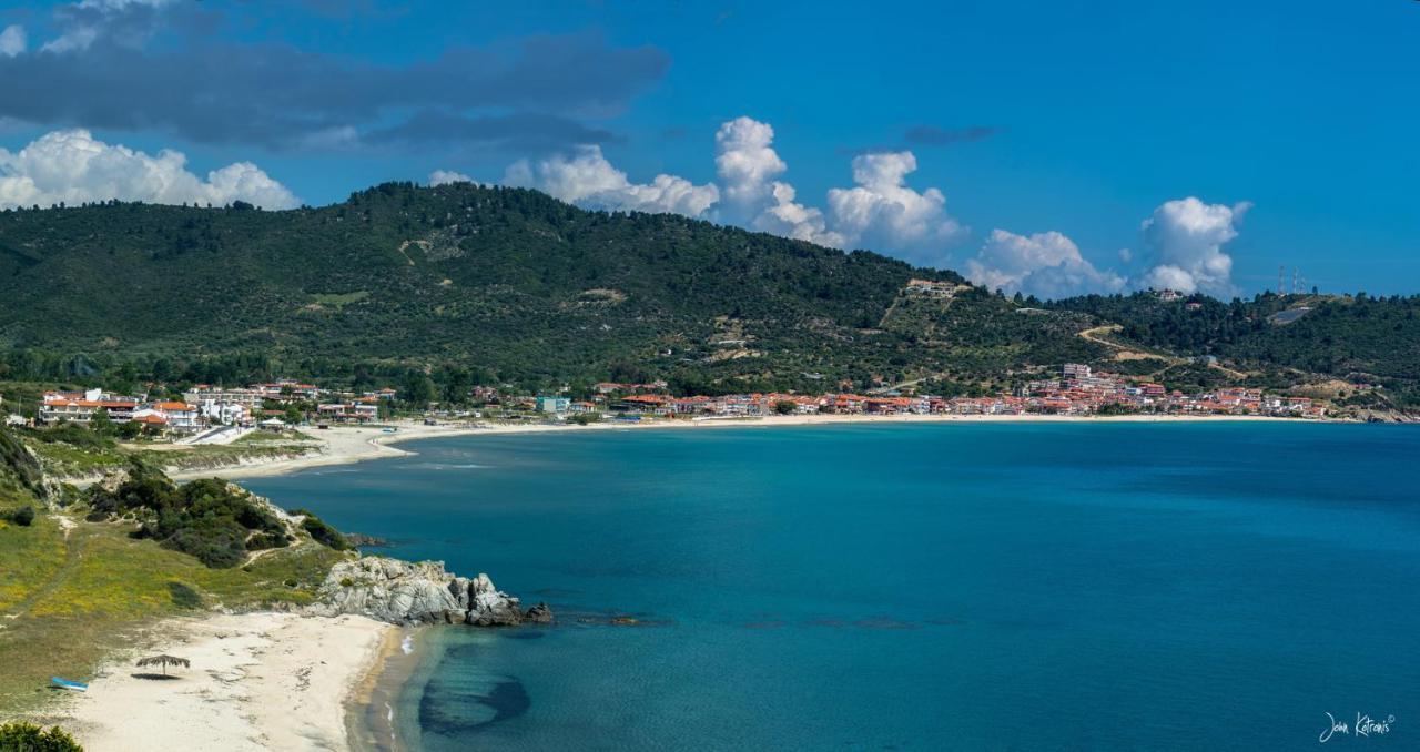House Kostas On The Beach Sarti Exterior foto